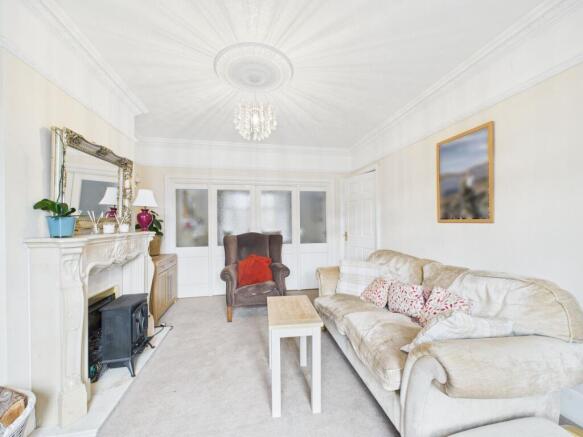 3 bed Semi-Detached for sale Image 6