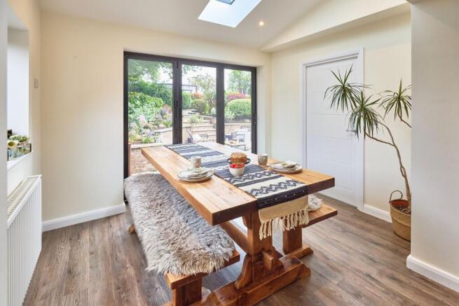 4 bed Detached for sale Image 12