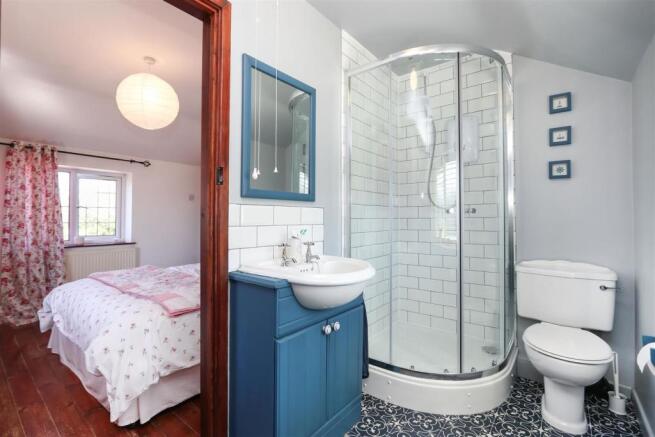 Ensuite.jpg