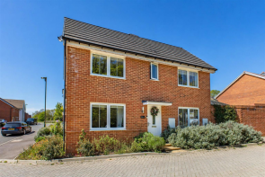5, Stewart Close, Haywards Heath RH16 4ZQ