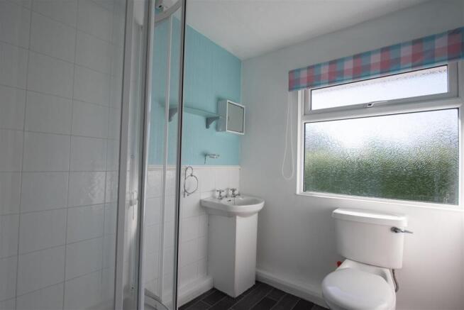 2 bed Town House to rent Image 5