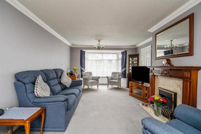 39 Hobs Meadow_9.jpg