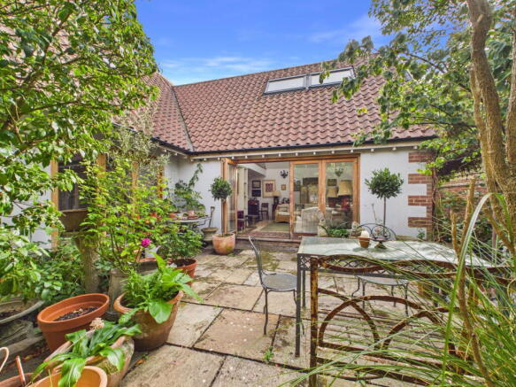 Courtyard Garden