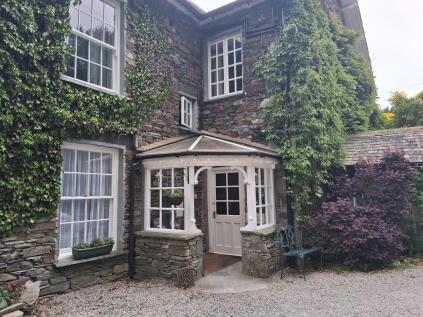 Loughrigg, 5 Beck Allans, College Street, Grasmere, Cumbria, LA22 9SZ