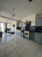 238, Gunnersbury Avenue (north Circular Road), London W3 8LD