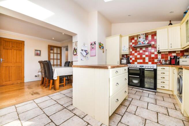 Kitchen/breakfast ro