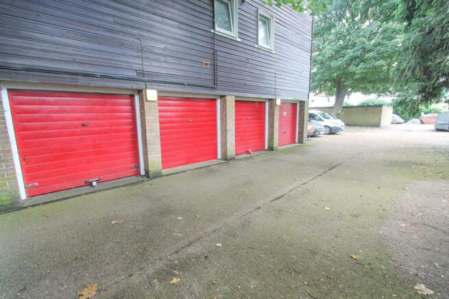 garage.jpg
