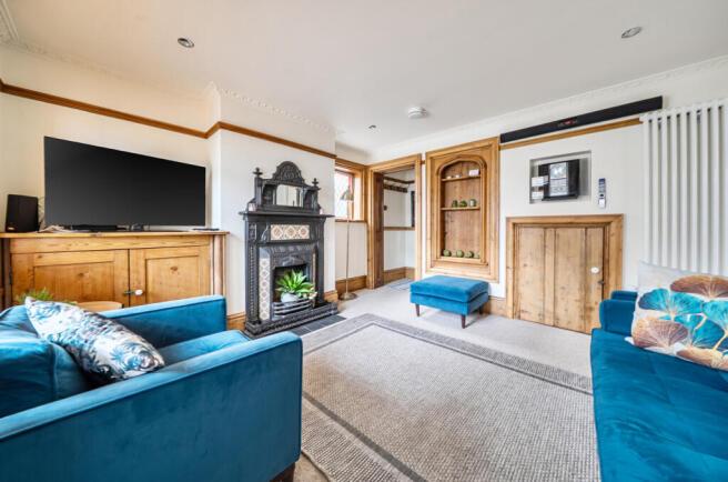 1432235-12-69c2b3...