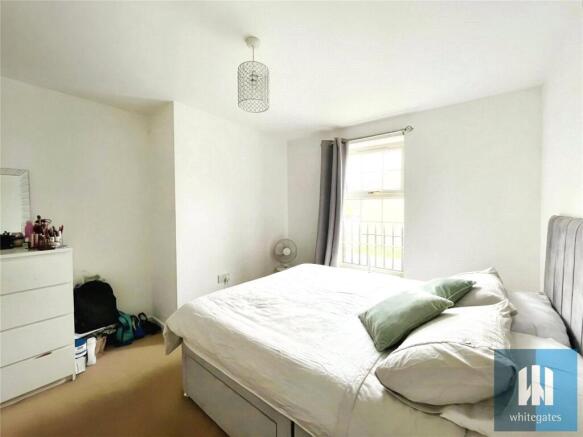 2 bed Apartment to rent Image 5