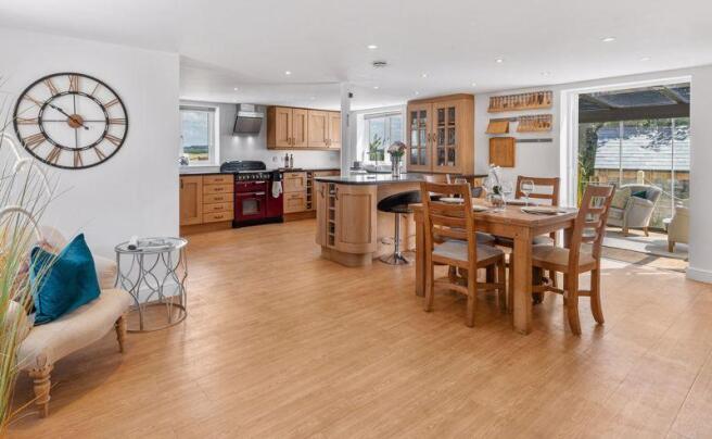 Dining Kitchen
