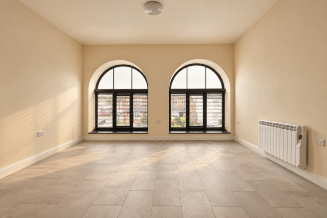 Warm Symmetry in an Empty Room