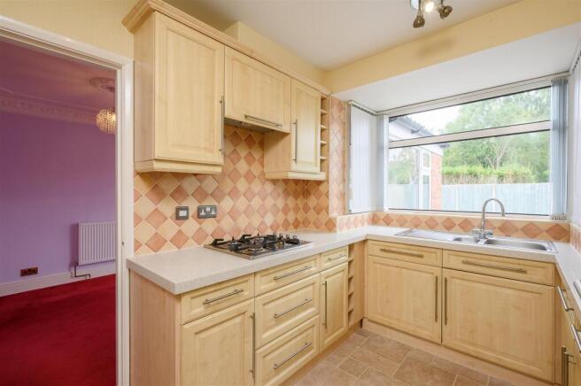 3 bed Semi-Detached for sale Image 5