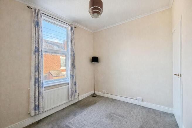 2 bed Terraced for sale Image 8