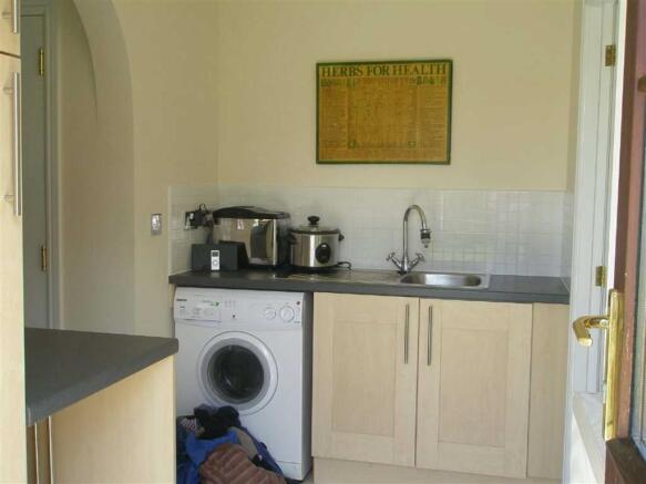 Photo 9
