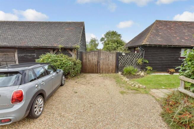 Driveway/Parking
