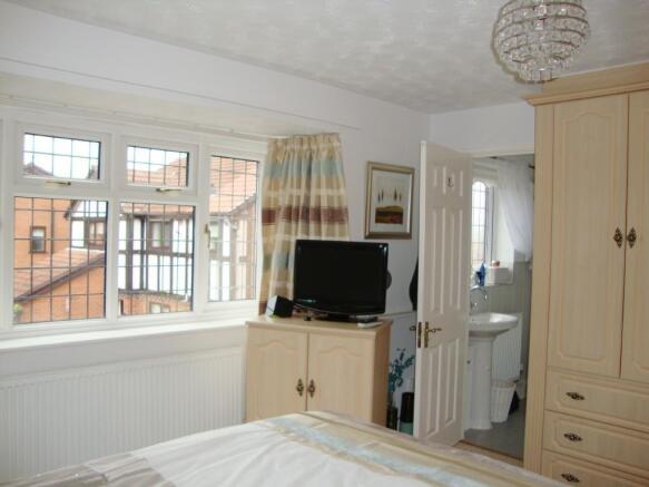 Bedroom to En-Suite
