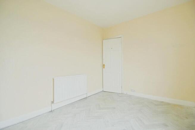3 bed Semi-Detached for sale Image 11