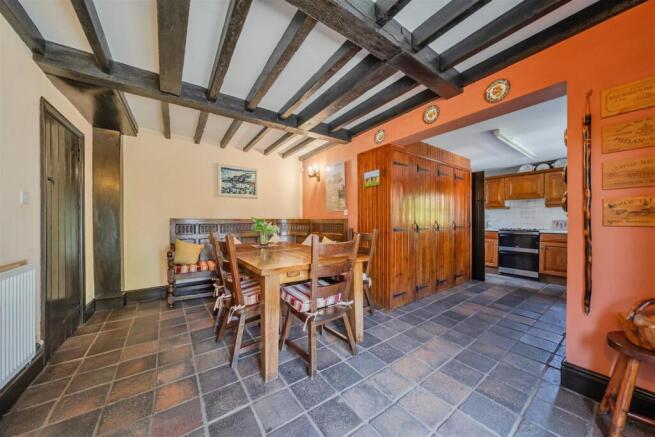 Dining Room.jpg