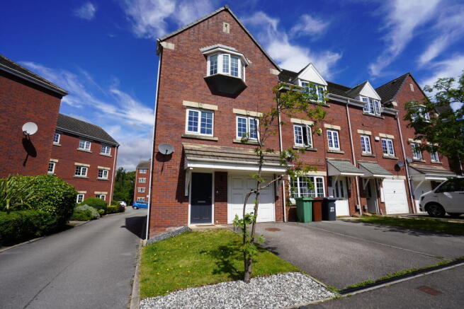 3 bed Town House for sale in rothwell