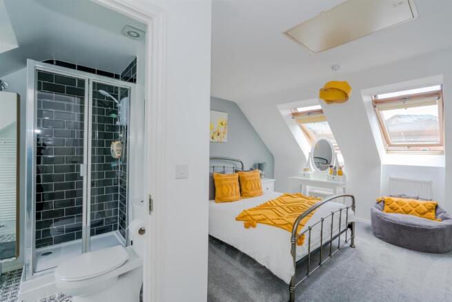 51, Water Reed Grove, Walsall, West Midlands, WS2 