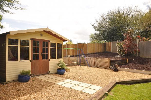 Deck/kitchen