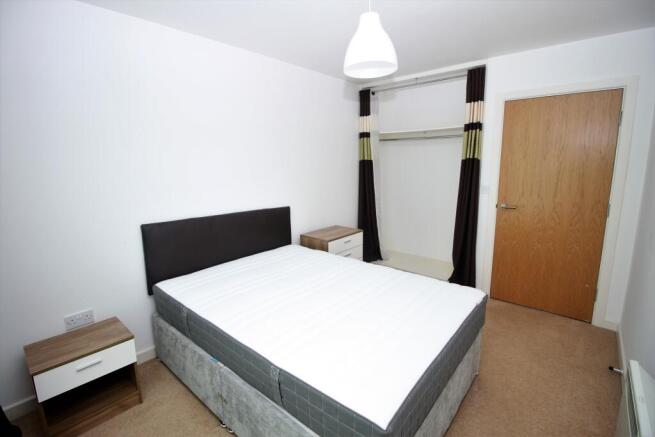 1 bed Flat to rent Image 5