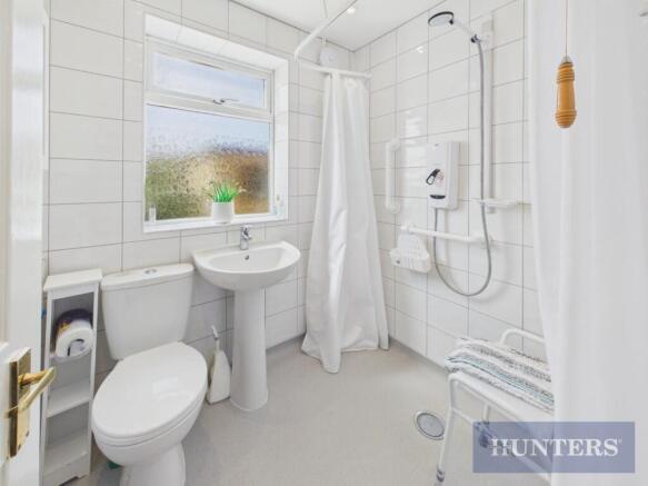 2 bed Semi-Detached Bungalow for sale Image 11
