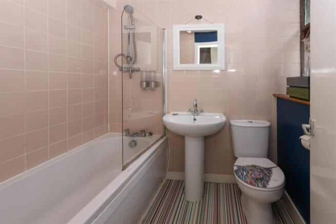 2 bed Terraced for sale Image 8