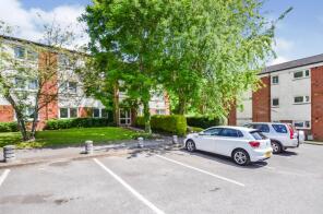 43, Abercrombie Gardens, Southampton SO16 8FQ