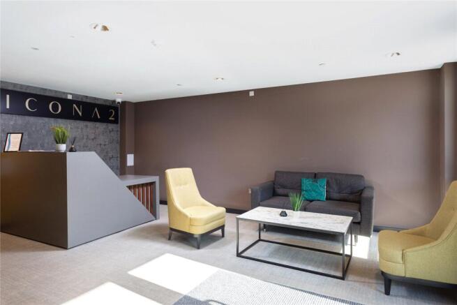 2 bed Flat for sale Image 12