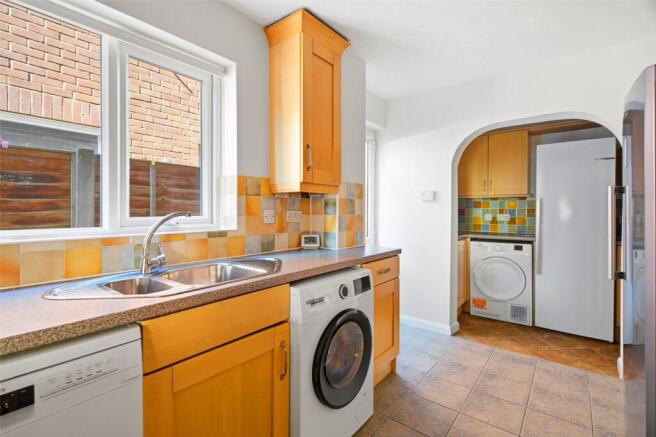 Hollybush Lane, Amersham, Buckinghamshire, HP6 photo 4
