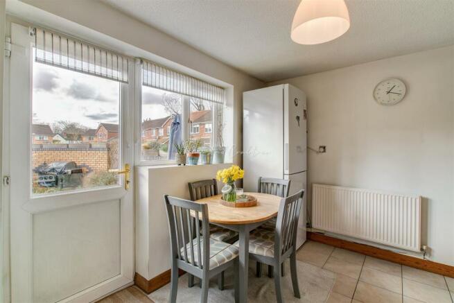 Beckgrove Close, Pengam Green, HernCrabtree (13).j