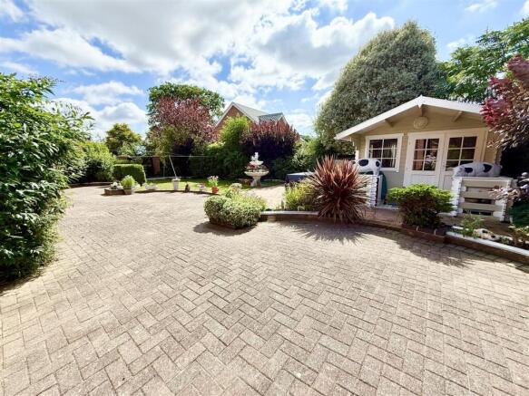 patio and log cabin