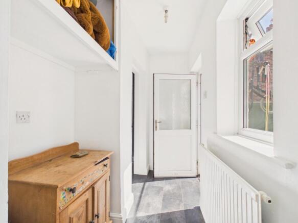 3 bed Terraced for sale Image 11