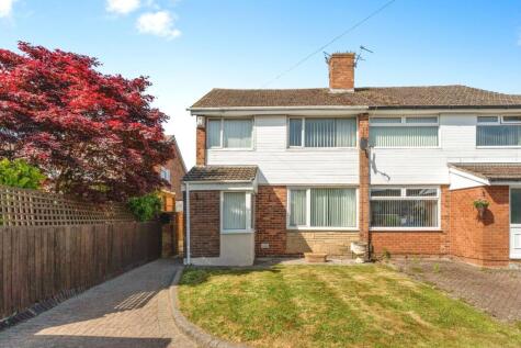 Debra Close, Great Sutton, Ellesmere Port, Cheshire, CH66