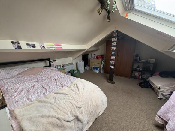 1 bed Terraced to rent Image 9