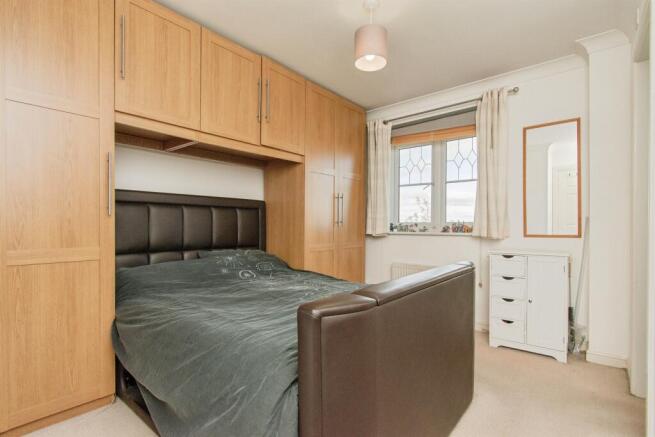 4 bed Town House for sale Image 8