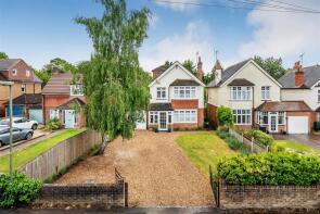 6, St Johns Road, Leatherhead KT22 8SE