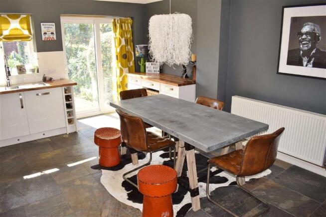 Kitchen Reverse
