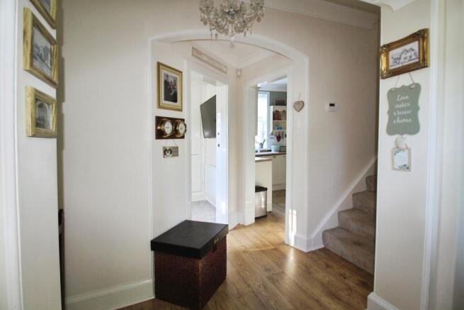 3 bed Semi-Detached for sale Image 7