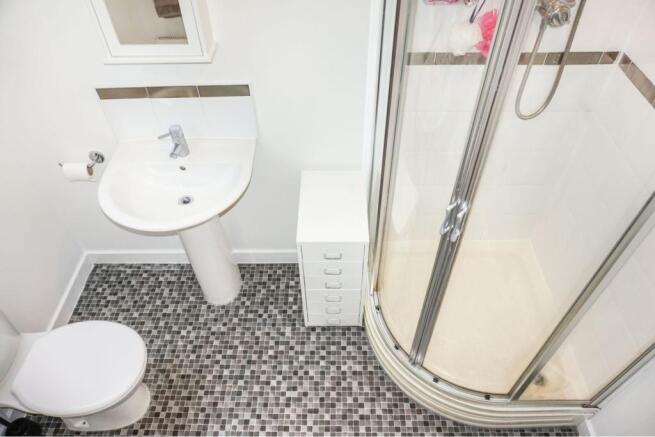 Master En-suite