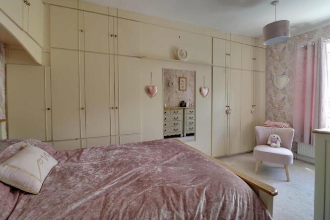 Bedroom 1 (Double)