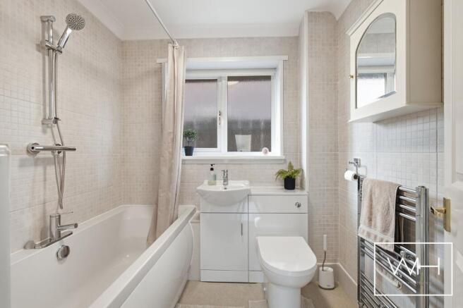 3 bed Detached Bungalow for sale Image 6