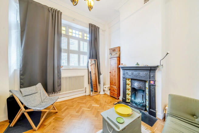 1428910-11-69bafc...