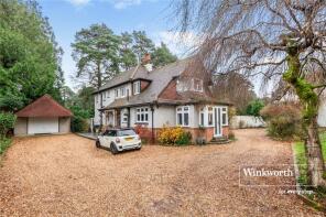 36, Pinewood Road, Ferndown BH22 9RR