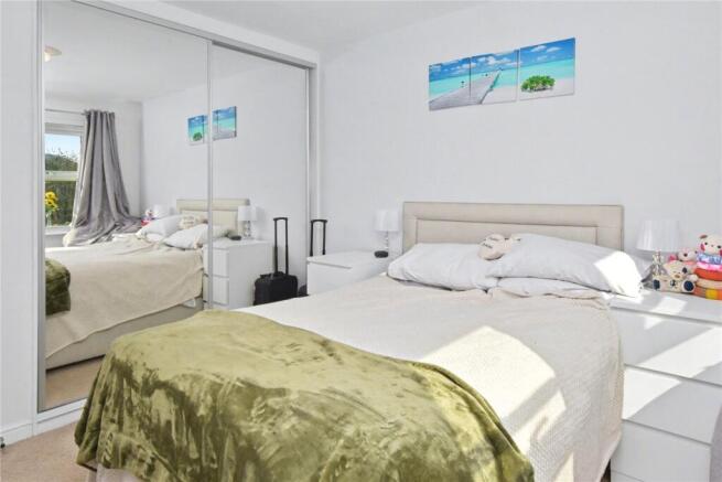 2 bed Apartment for sale Image 5