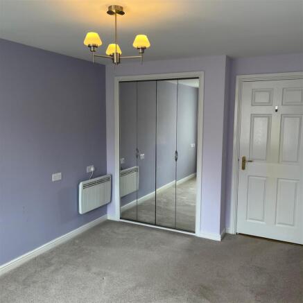 2 bed Apartment for sale Image 7