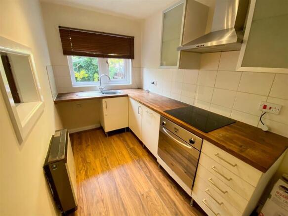 KITCHEN.jpg
