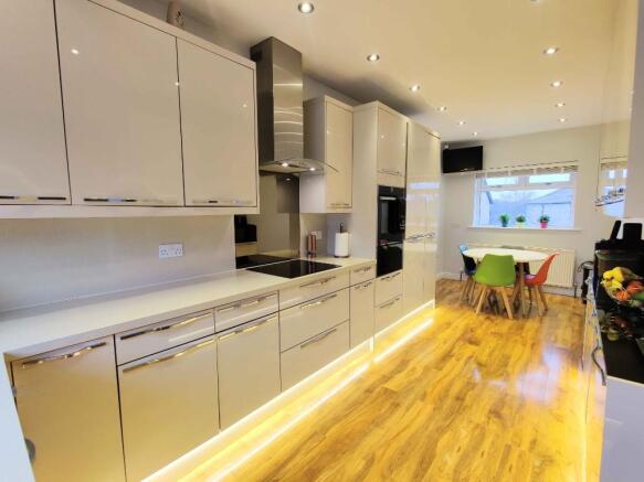 Dining Kitchen