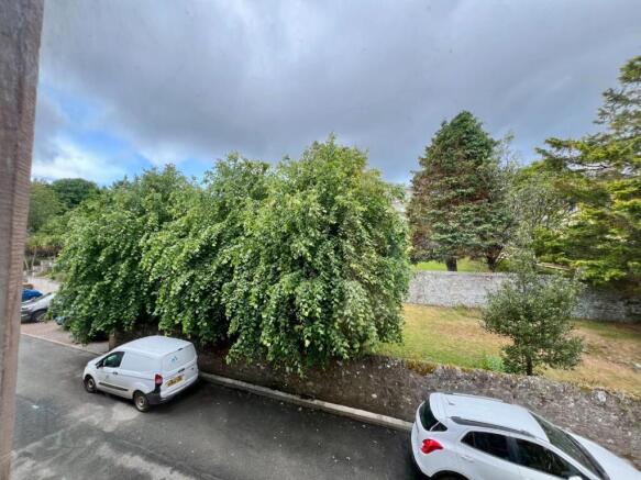 Garden & Outbuildings